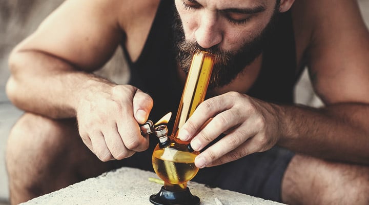Een bong rippen als een pro Een bong rippen als een pro