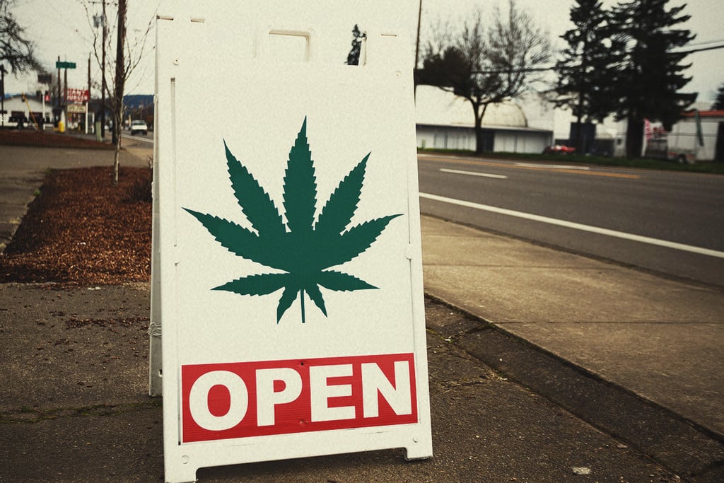Hoe bemachtig je een vergunning om cannabis te telen of verkopen?