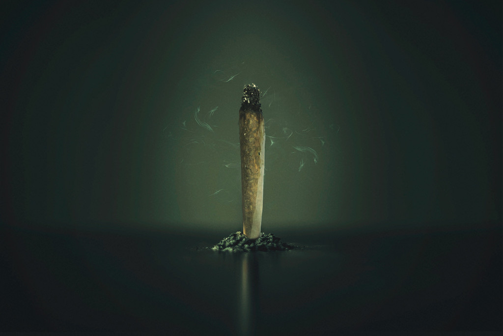 Verbeter de brandsnelheid van je joint door binnenstebuiten te draaien en meer